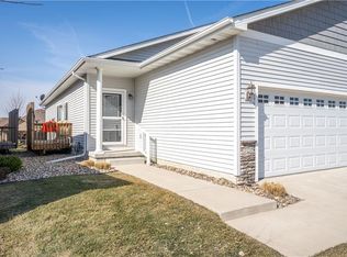 721 Sawgrass Dr, Norwalk, IA 50211