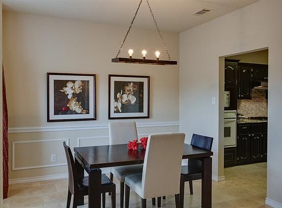 4th image of 2813 Ventanna Dr