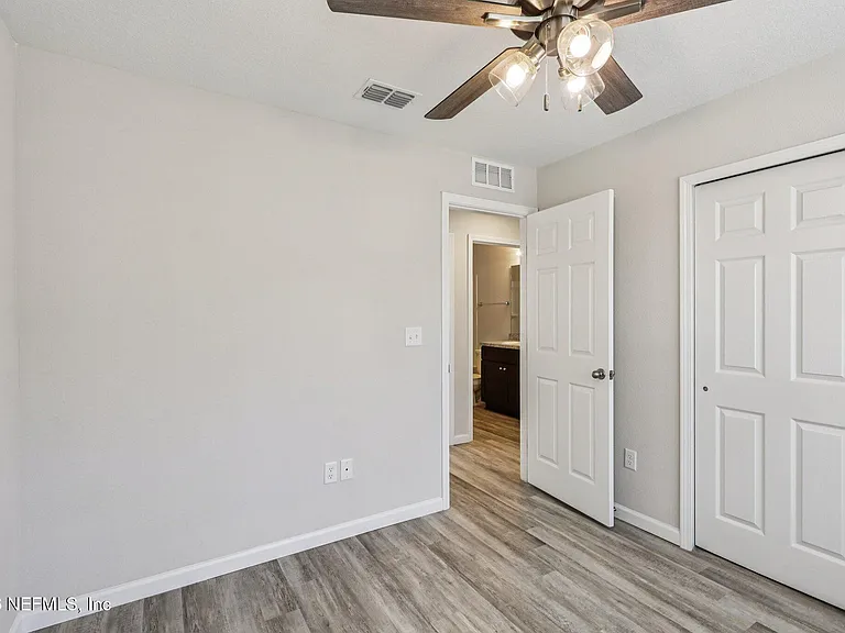 5453 Wabash Blvd — Photo 15