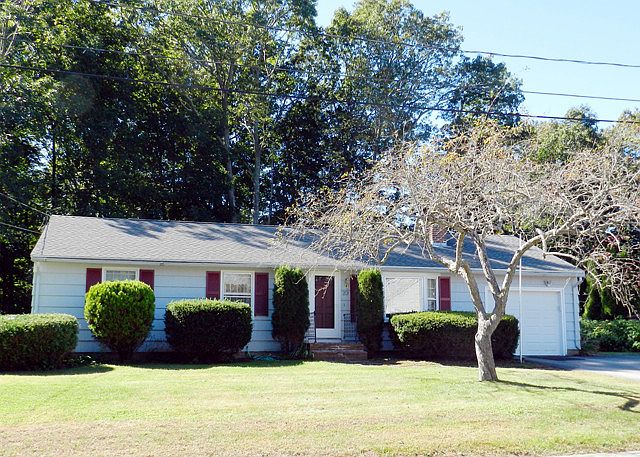 2nd image of 20 Bradstreet Rd