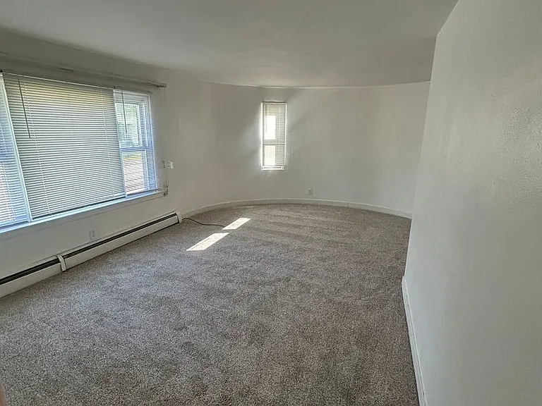 2410 W 45th Ave #1 — Photo 5