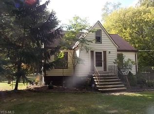 6254 Crossview Rd, Seven Hills, OH 44131