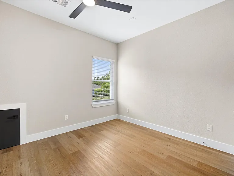 6101 Shotwell St #A — Photo 18