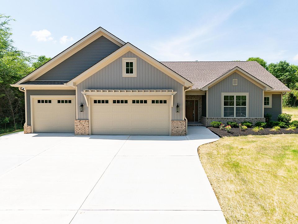 1st image of 311 Oostagala Ln