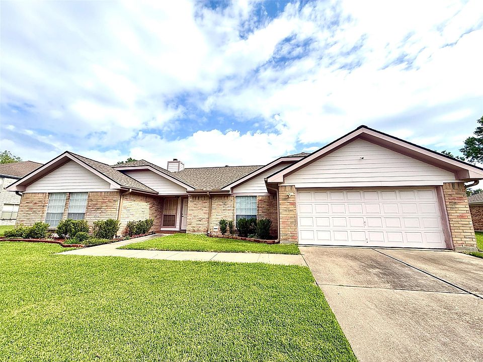 1st image of 16210 Canario Dr
