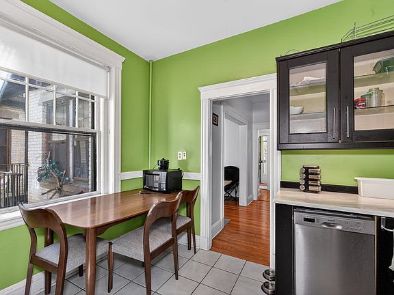 3rd image of 65 Lanark Rd APT 5
