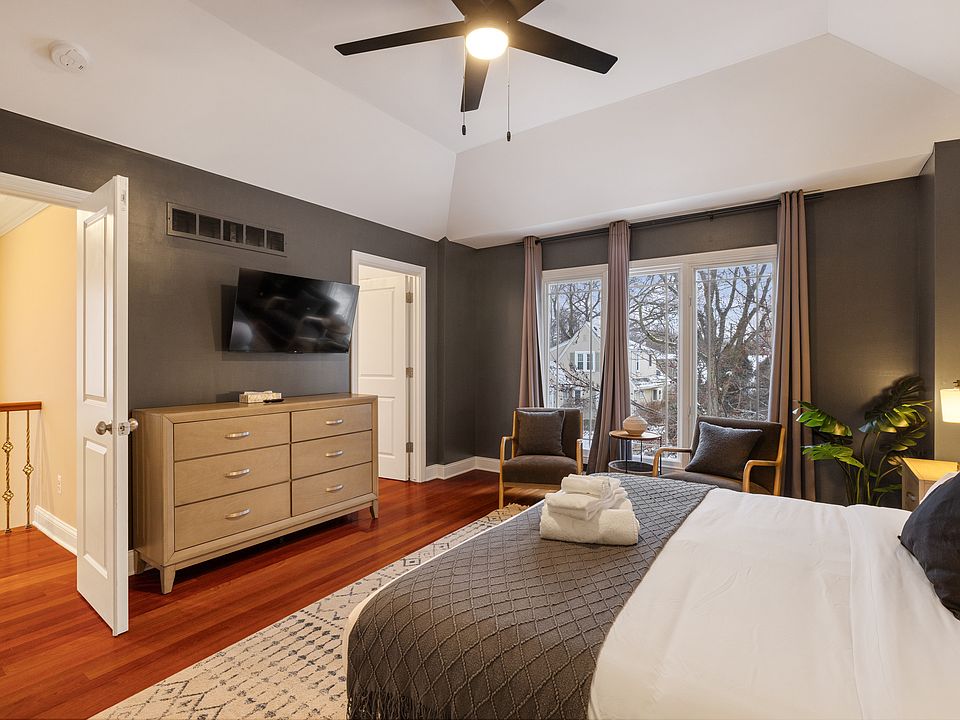 1257 Davis Ave, photo 25