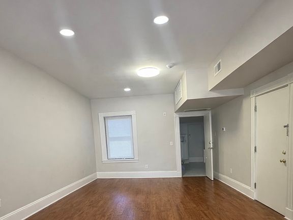 5th image of 907 Boylston St Ste 21