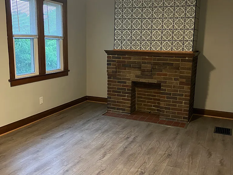 930 Oxley Rd — Photo 15