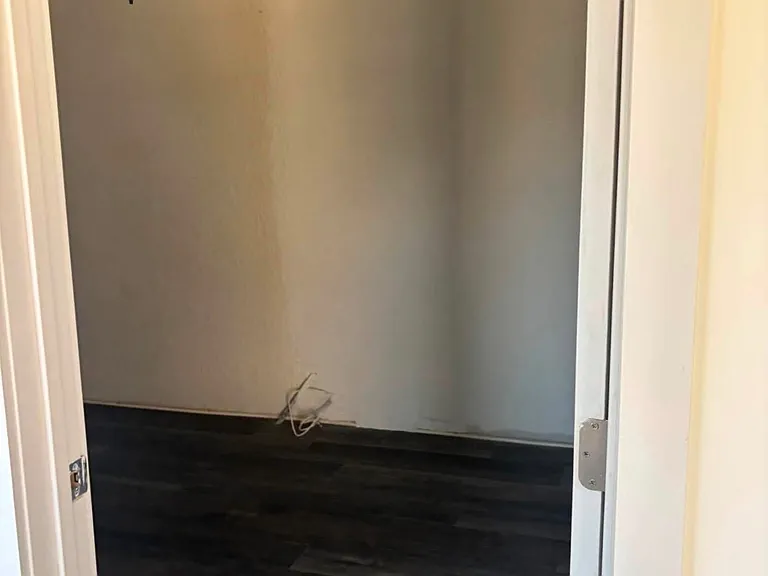 1334 W Avenue H9 — Photo 6