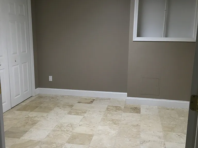 1081 Main St — Photo 7