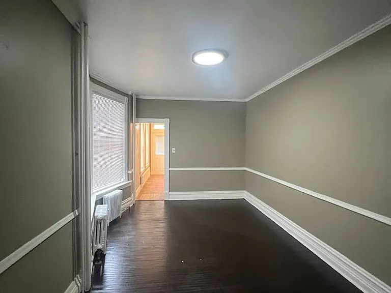 151 W Windsor St — Photo 4