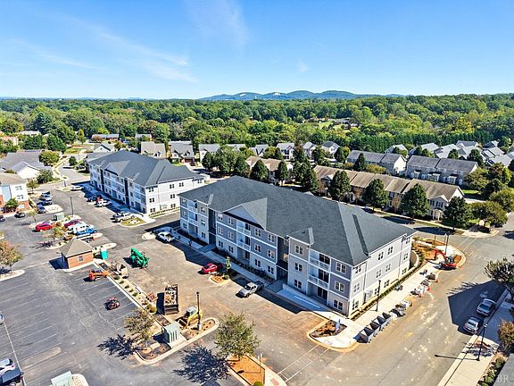 2nd image of 420 Capstone Dr #307