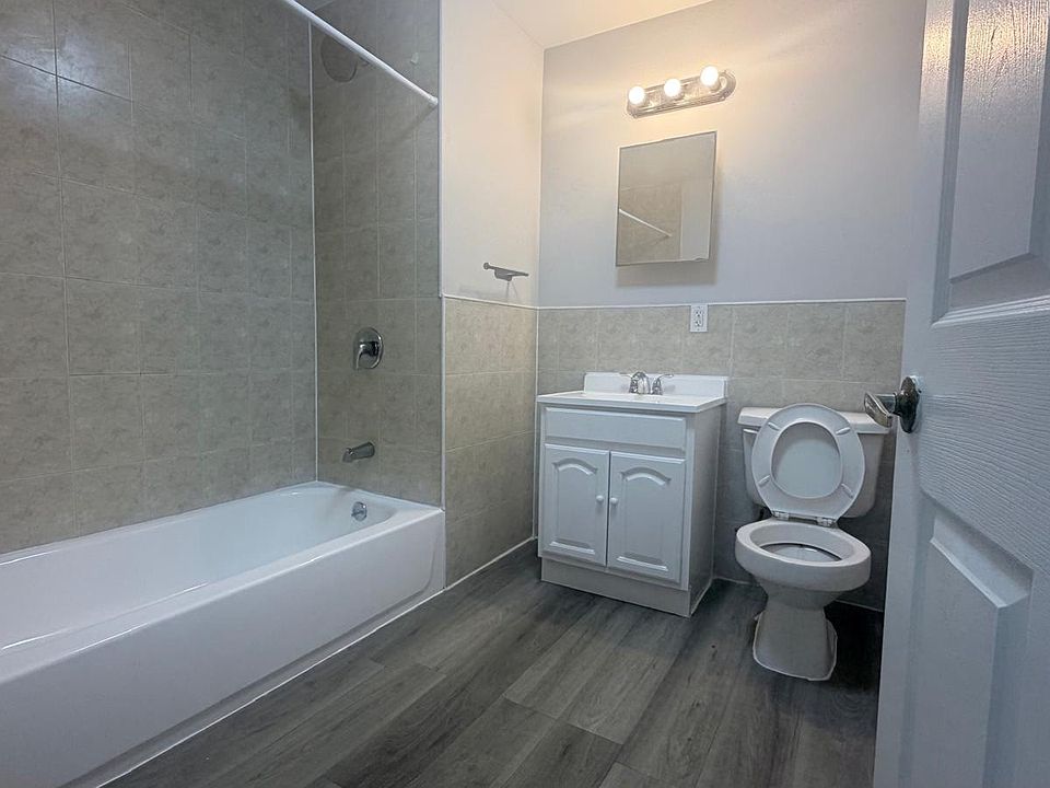 1st image of 22 Emory St #404