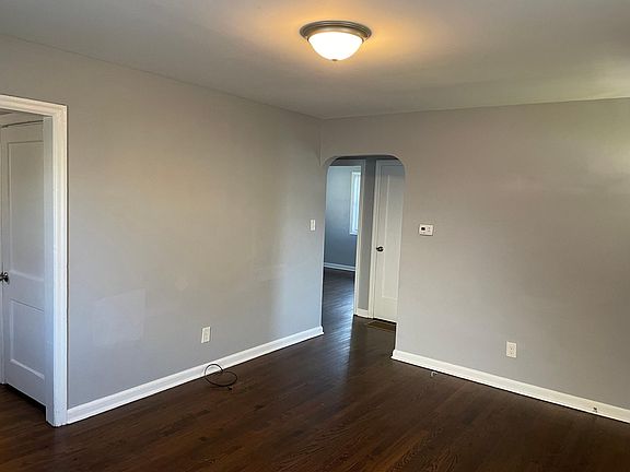 5th image of 1035 20th Ave