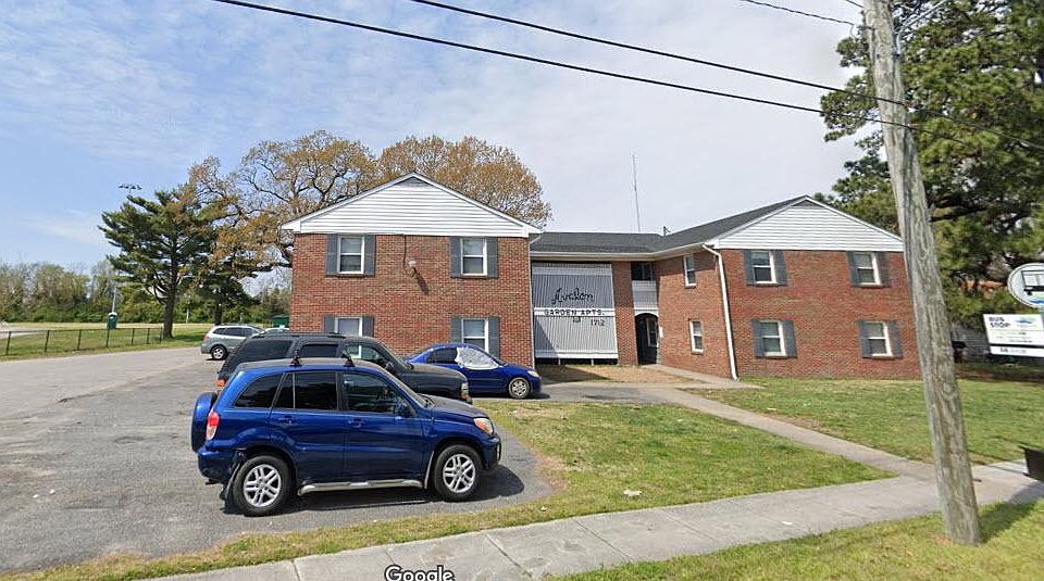 2nd image of 1712 Bainbridge Blvd APT 1
