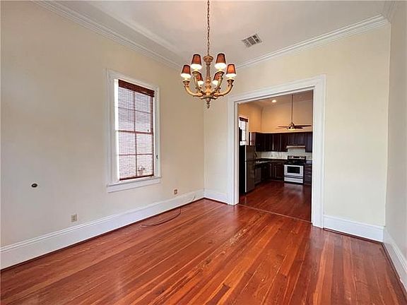 3rd image of 715 Touro St