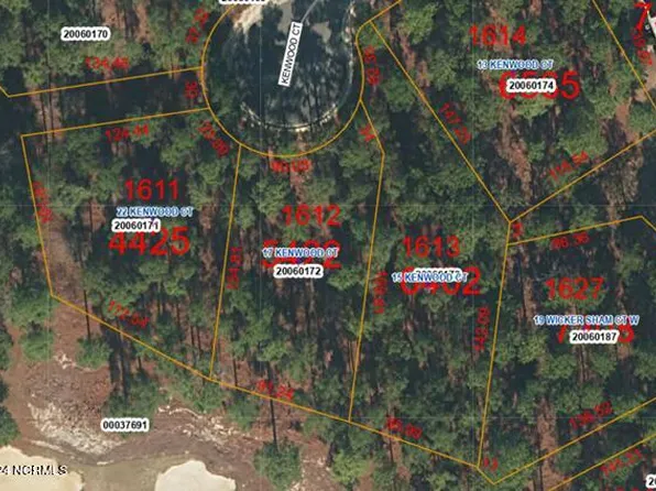 15 Kenwood Court, Pinehurst, NC 28374