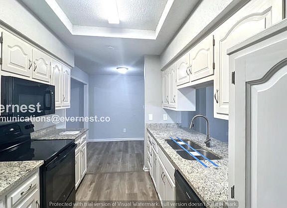 2nd image of 2836 S Ann Ave