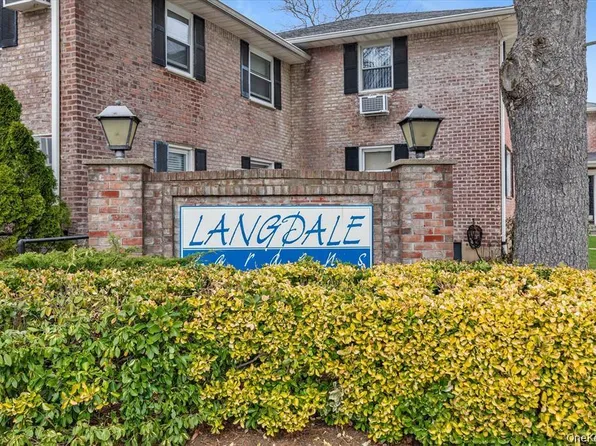 8143 268th Street #292B, Floral Park, NY 11040