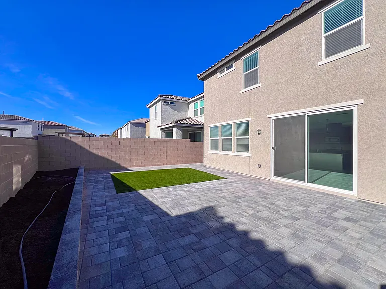 4185 Juniper Pear Ave — Photo 23