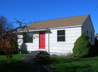 2214 SW 104th St, Seattle, WA 98146