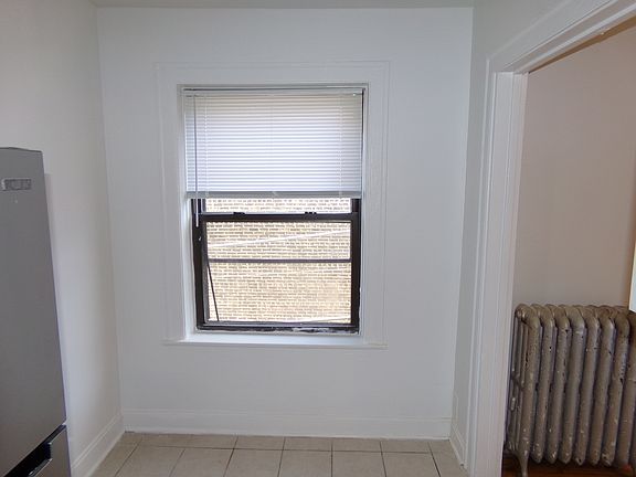 3rd image of 1620 W Morse Ave #206