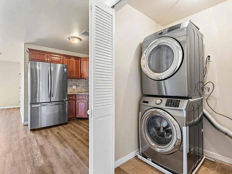 765 Ocean Ave #1 — Photo 15