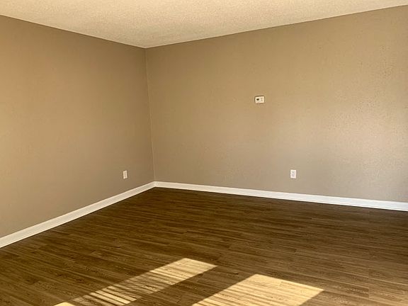 2nd image of 3156 Rosefield Cv