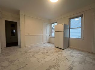 61 Fox St #2, Worcester, MA 01604