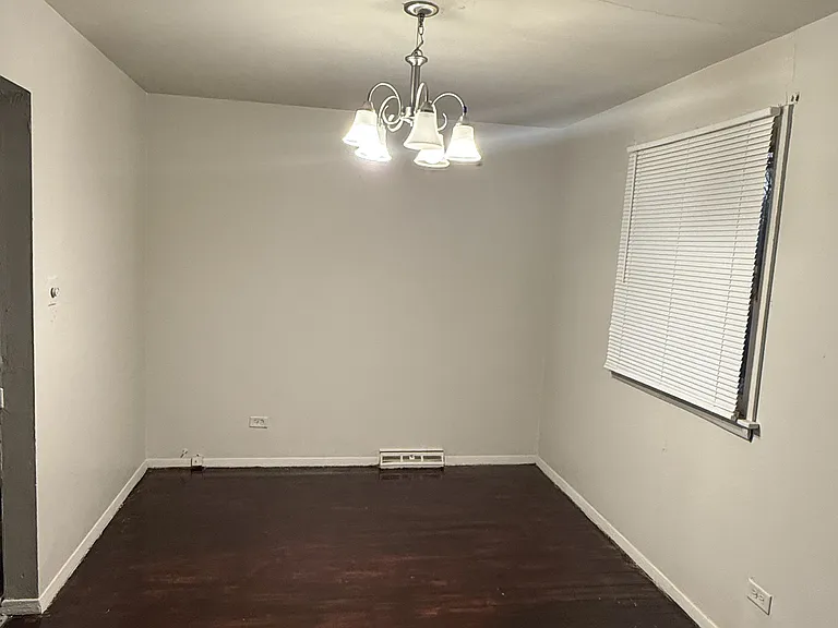 3327 Laurel Ln — Photo 4