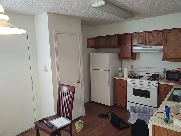 602 Bracewood Cir #A-B — Photo 9