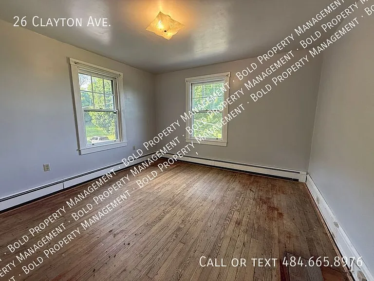 26 Clayton Ave — Photo 22