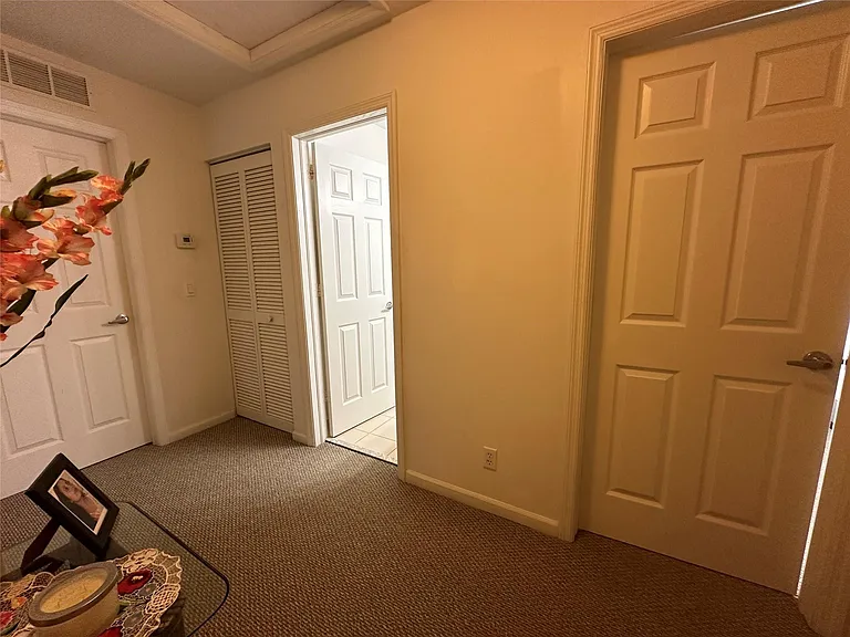 4460 Crystal Lake Dr — Photo 18