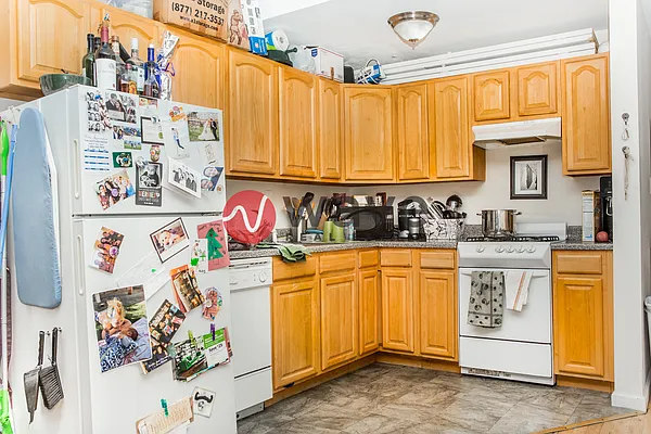 Rented by Wave Real Estate Group | media 31