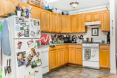 Rented by Wave Real Estate Group