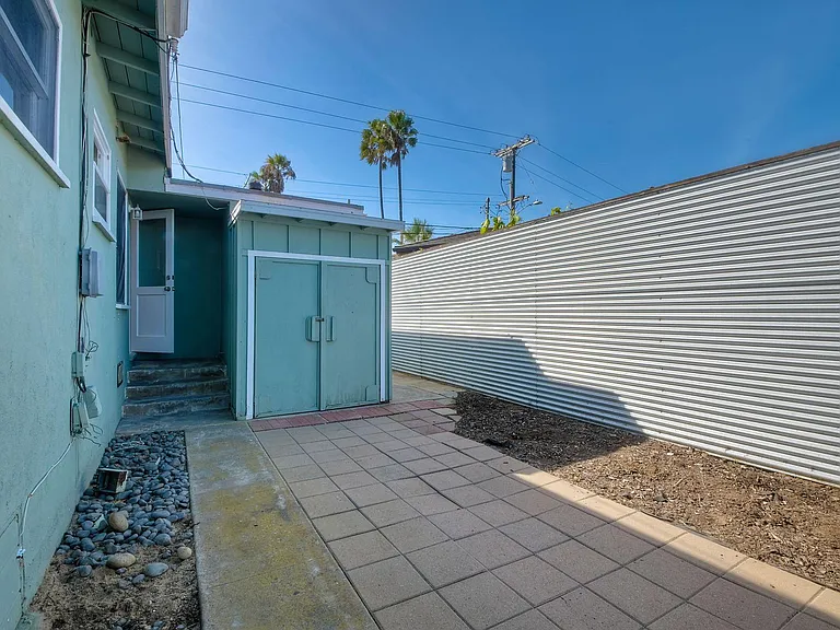 1611 S Myers St — Photo 27