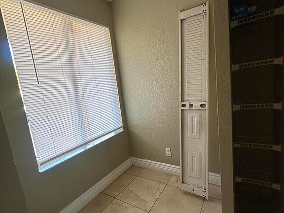 5th image of 941 Coral Club Dr