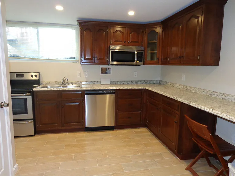 8126 Dunsinane Ct — Photo 15