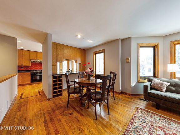 4th image of 2204 N Lakewood Ave #2204