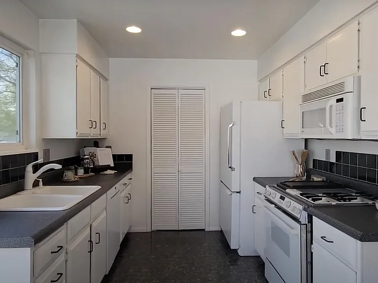 5974 S Susquehanna Dr — Photo 5