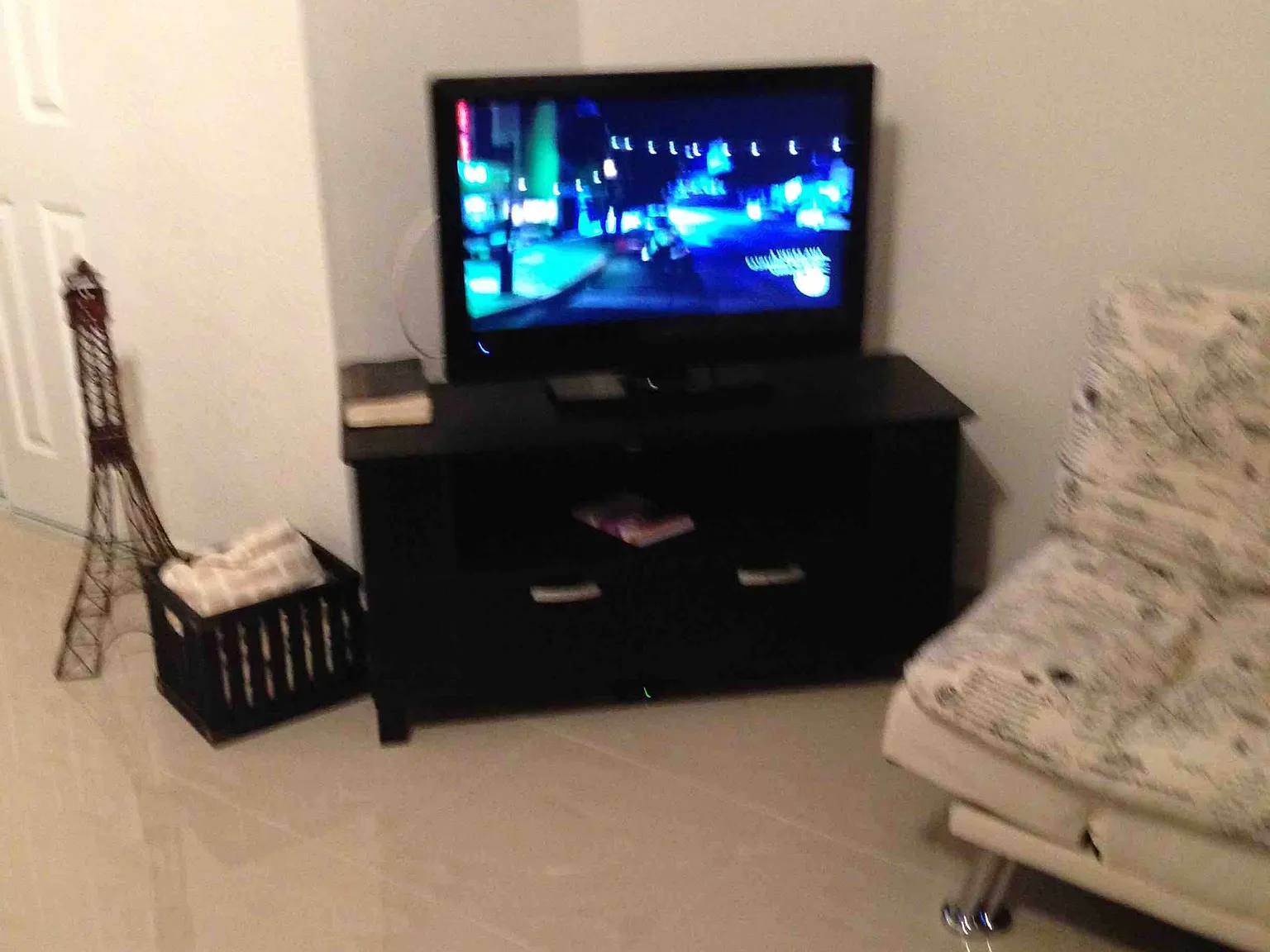 1 bed, 450 sqft, $1,200 — Photo 1