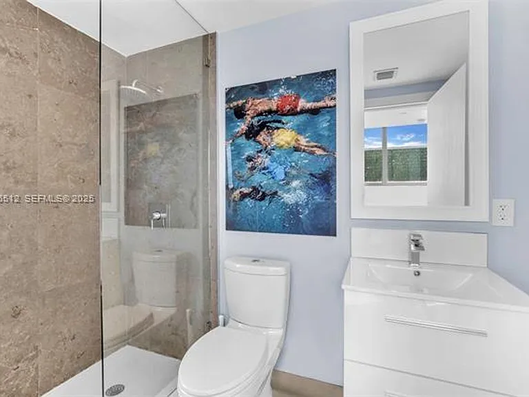 9501 Collins Ave #Townhouse 1 — Photo 42