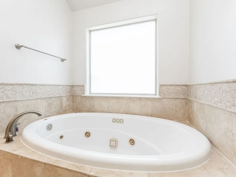2616 Starboard Point Dr — Photo 29