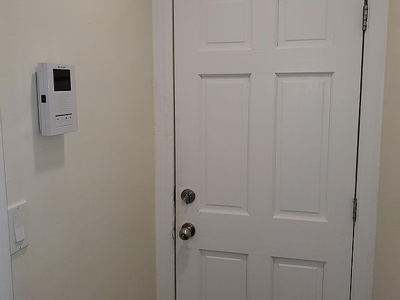 3rd image of 30 Dekalb Ave APT 2R