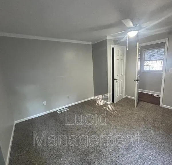 1605 Arcade Ave — Photo 3