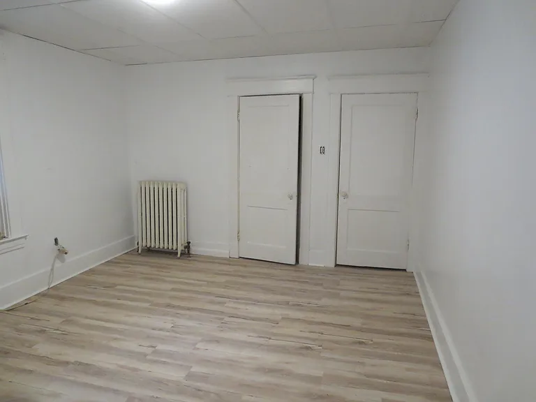 2421 Beechwood Blvd #C — Photo 11