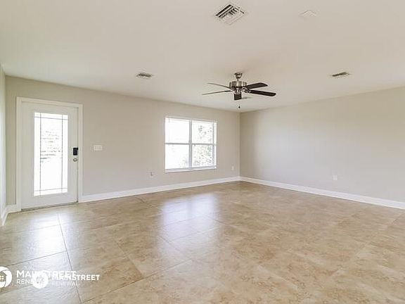 5th image of 2517 19th St W Unit 12