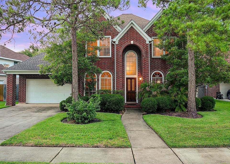 1st image of 3927 Abbeywood Dr