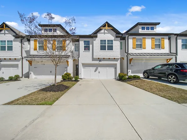 72 Garrison Dr, Winder, GA 30680